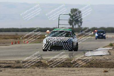 media/Sep-28-2025-24 Hours of Lemons (Sun) [[5dfe0e5f6e]]/9am (Star Mazda)/